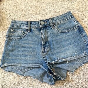 Med Wash High Rise TOBI Shorts